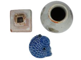 ANTIQUE KOREAN PORCELAIN GLAZED ITEMS