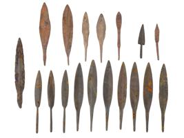 COLLECTION OF ANCIENT BRONZE ARROWHEADS