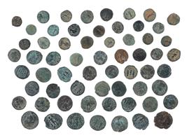 COLLECTION OF ANCIENT GREEK AND ROMAN BRONZE COINS