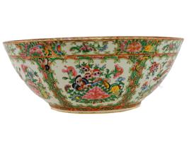 LARGE CHINESE FAMILLE ROSE PORCELAIN BOWL W FLOWERS