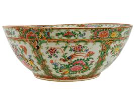 LARGE CHINESE FAMILLE ROSE PORCELAIN BOWL W FLOWERS