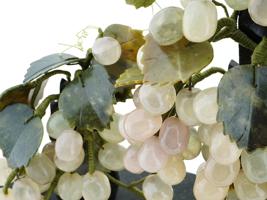 CHINESE HAND CARVED JADE GRAPE BRANCH SCULPTURE