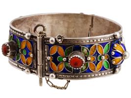 VINTAGE ALGERIAN SILVER AND ENAMEL BANGLE BRACELET