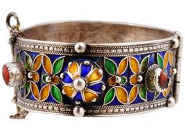 VINTAGE ALGERIAN SILVER AND ENAMEL BANGLE BRACELET