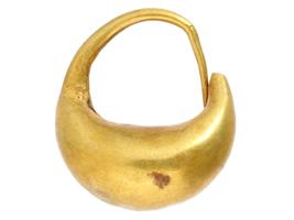 ANCIENT GREEK GOLD EARRING IN THE SHAPE OF A BOAT