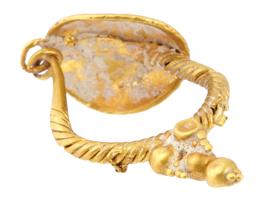 ANCIENT ARCHAEOLOGICAL GOLD EARRING