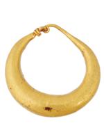 LARGE ANCIENT ROMAN GOLD EARRING 100 TO 300 AD