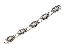 ITALIAN S SILVER DANECRAFT LILY FLOWER BRACELET 1950S