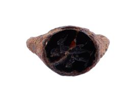 ANCIENT ROMAN IRON RING W CARVED STONE INTAGLIO