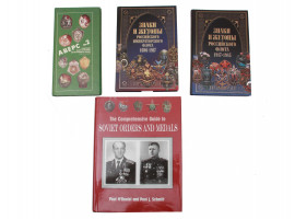A LOT OF 4 BOOKS ABOUT RUSSIAN ORDERS AND MEDALS PIC-0