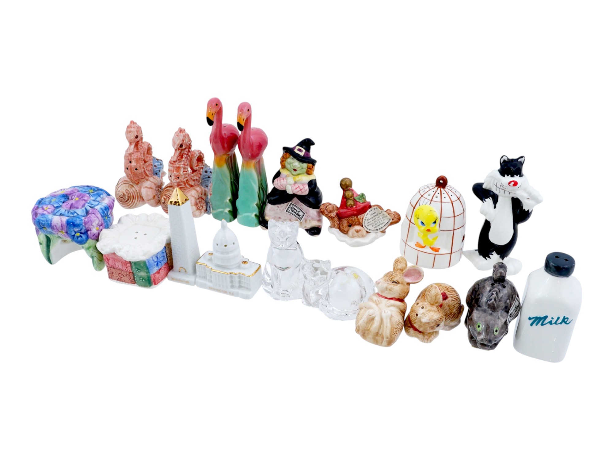 VTG CERAMIC AND LEAD CRYSTAL SALT AND PEPPER SHAKERS PIC-