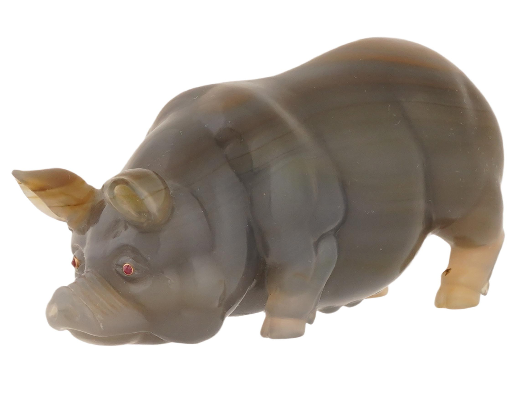 RUSSIAN CARVED AGATE PIG FIGURINE W GOLD AND RUBY EYES PIC-