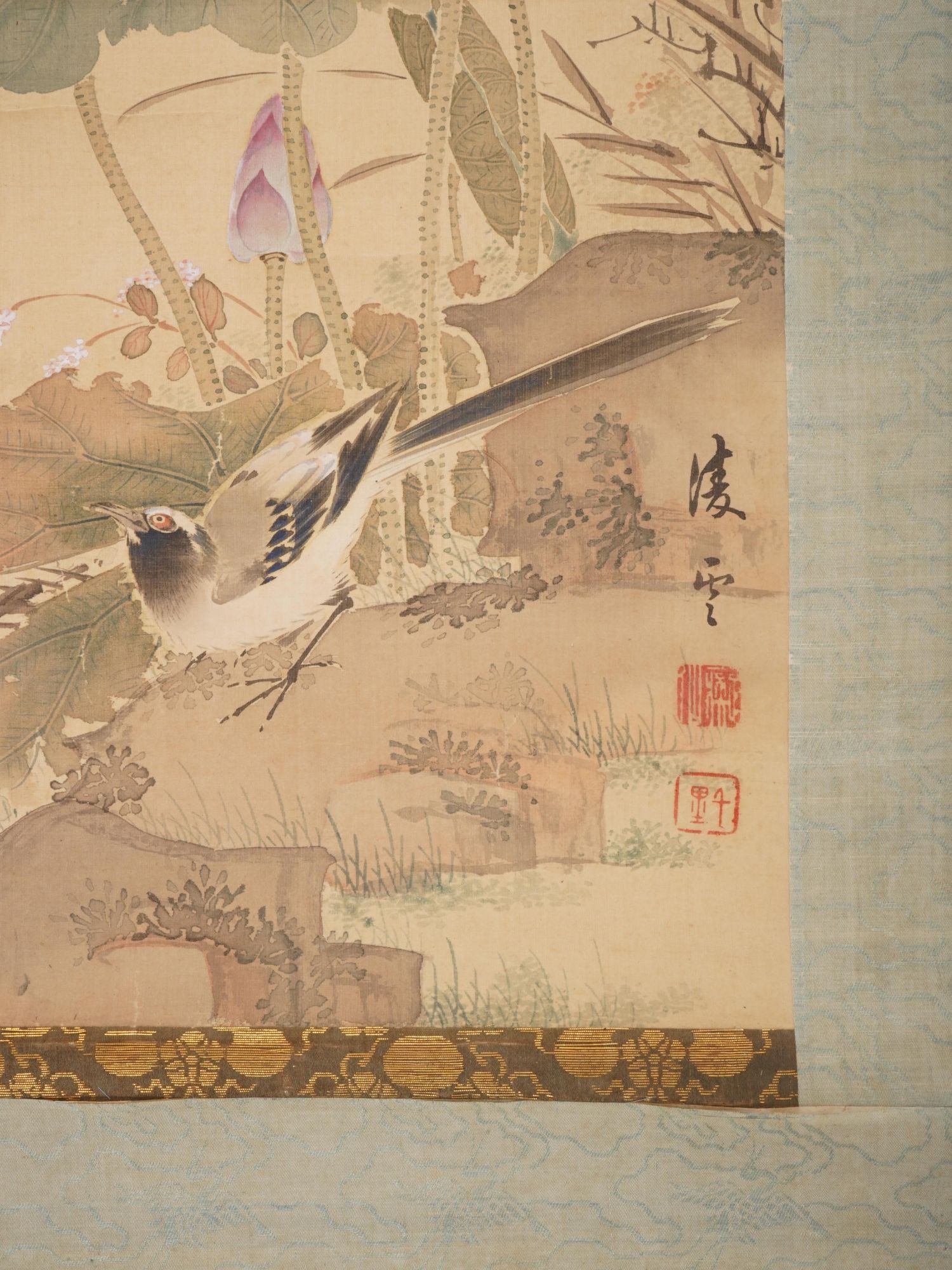 CHINESE HANGING SCROLL PAINTING OF A BIRD PIC-2