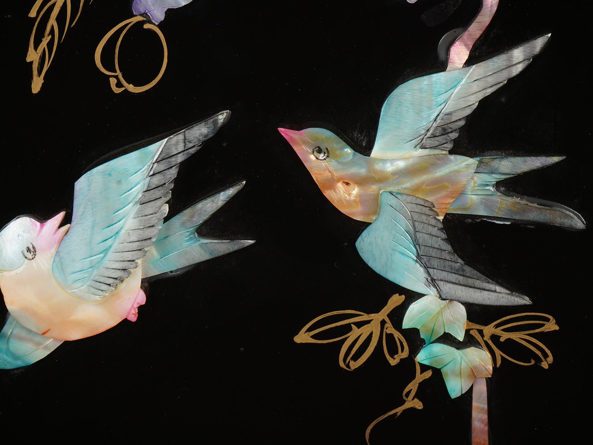 VINTAGE CHINESE WALL PANELS WITH MOTHER OF PEARL INLAY PIC-3