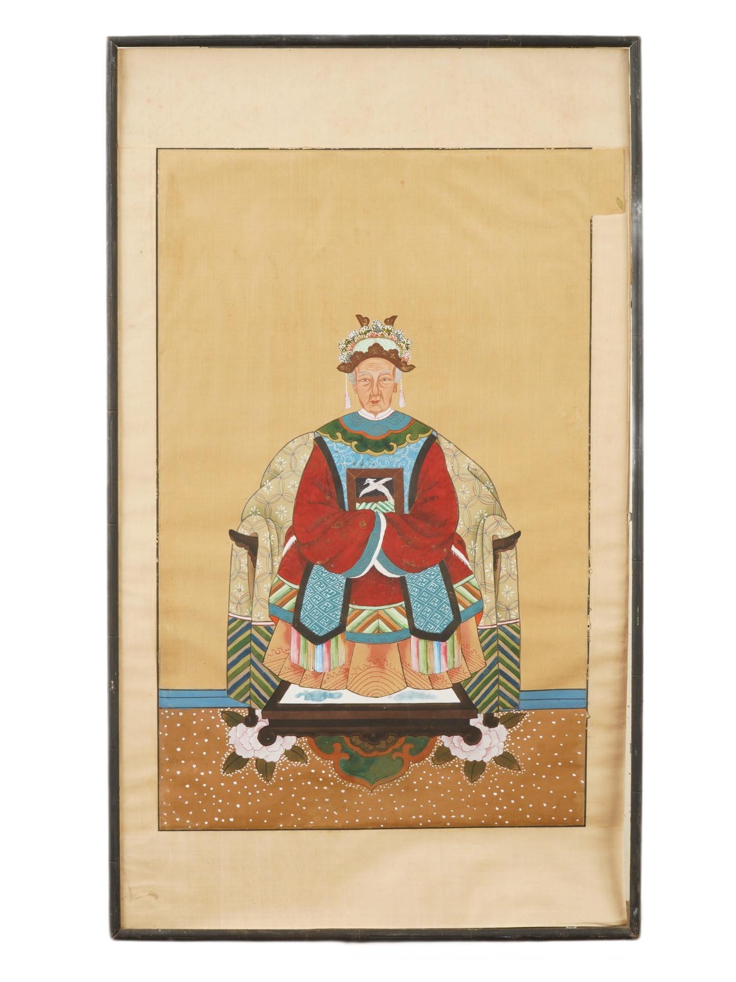 ANTIQUE CHINESE QING FEMALE PORTRAIT PAINTING ON SILK PIC-