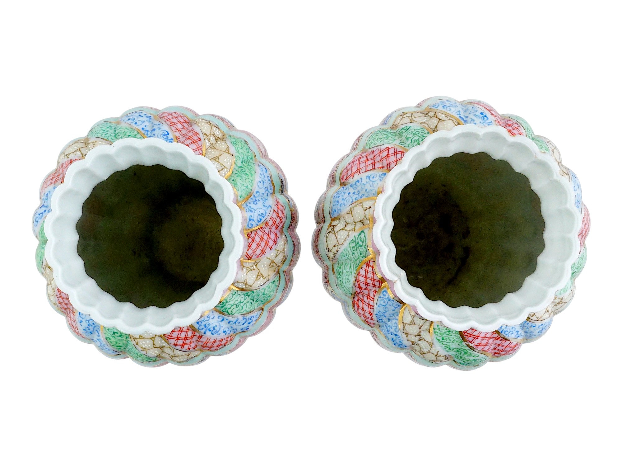 PAIR OF JAPANESE LOBED ENAMEL PORCELAIN VASES SIGNED PIC-5