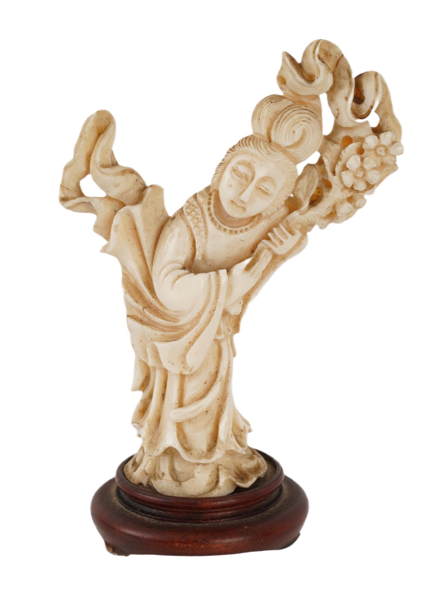 CHINESE HAND CARVED WHITE CORAL FEMALE FIGURINE PIC-