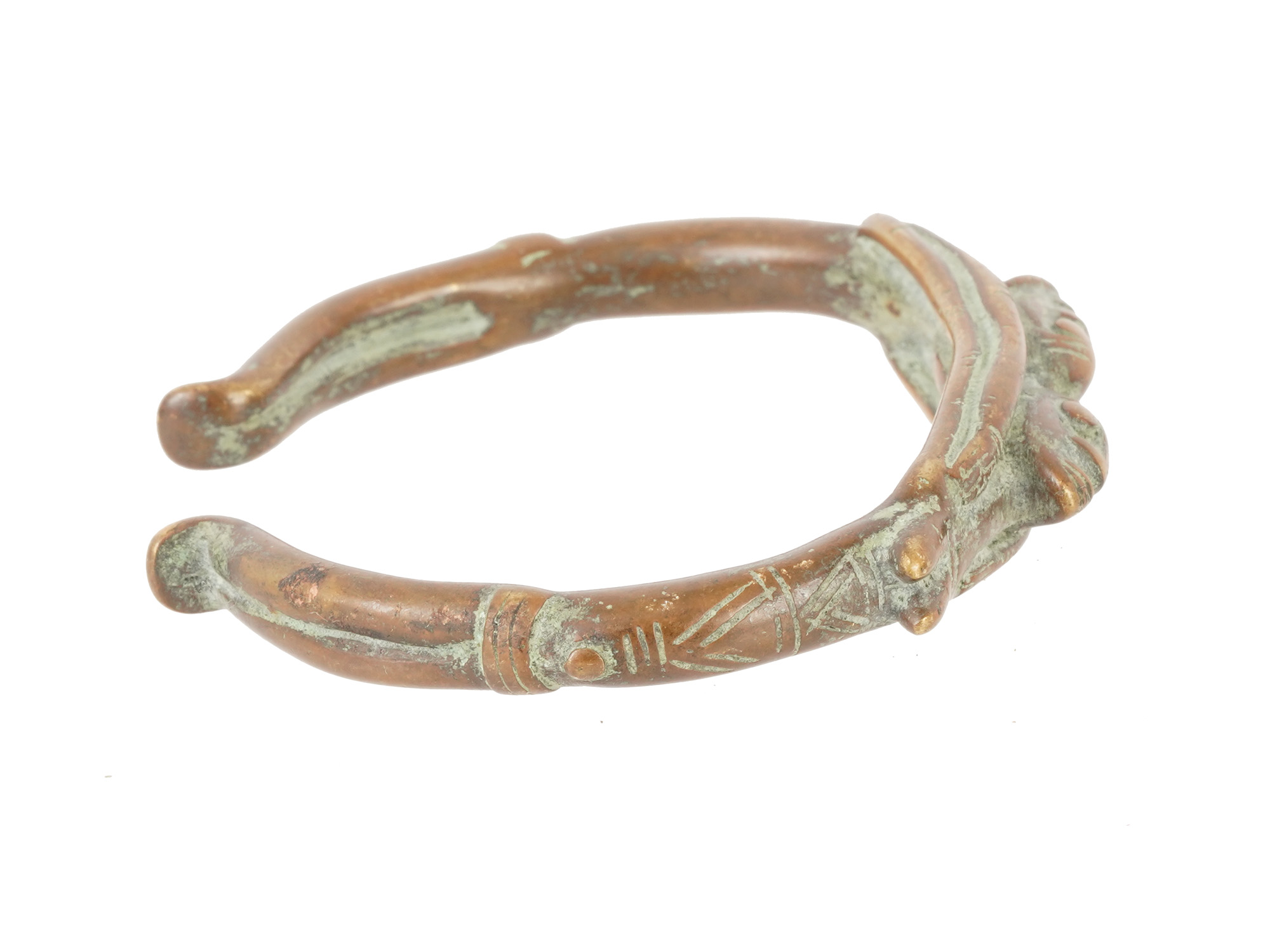 AFRICAN CAST BRONZE OPEN ENDED BANGLE BRACELET PIC-1