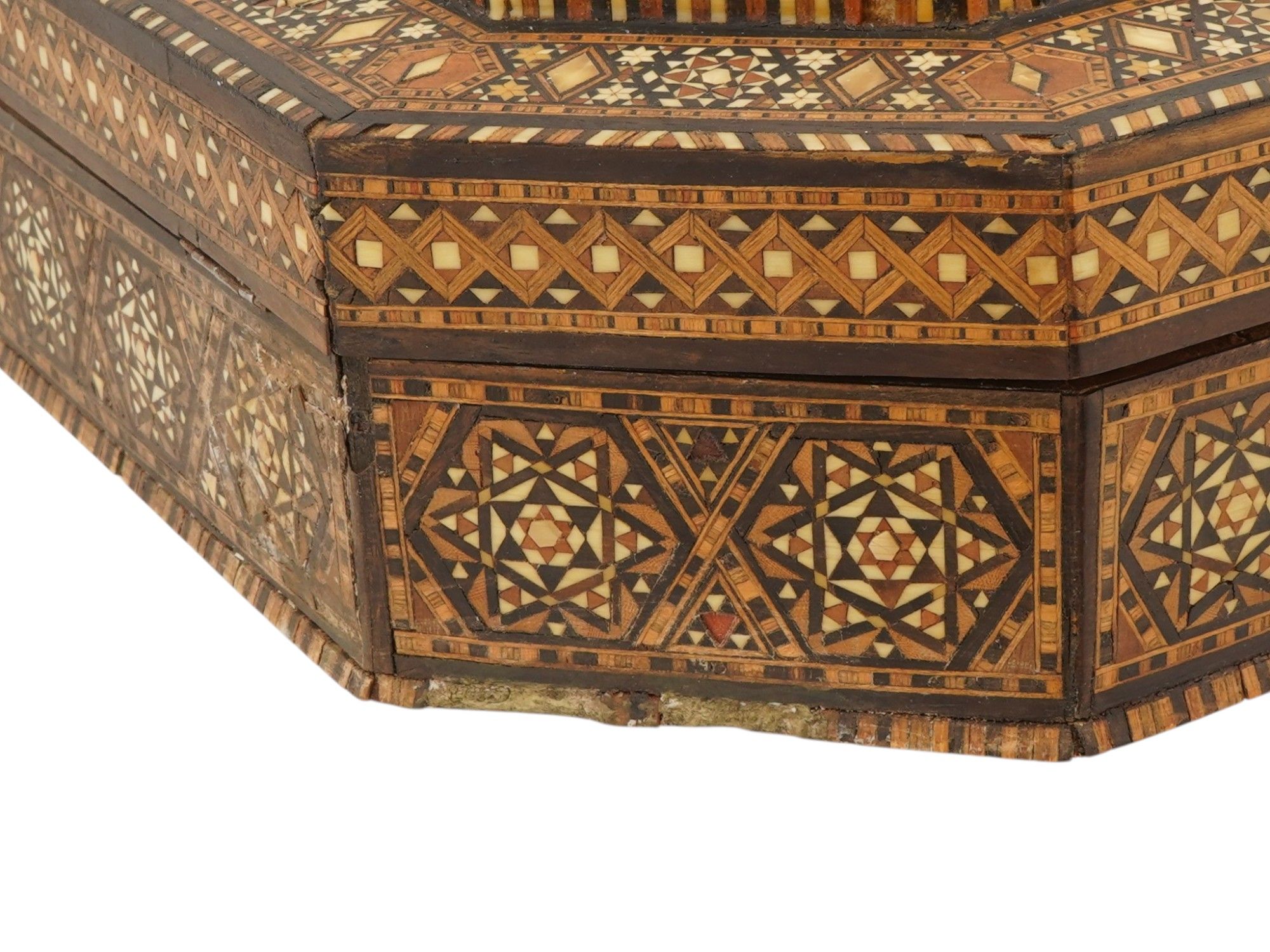ANTIQUE OCTAGONAL WOODEN MARQUETRY JEWELRY BOX PIC-8