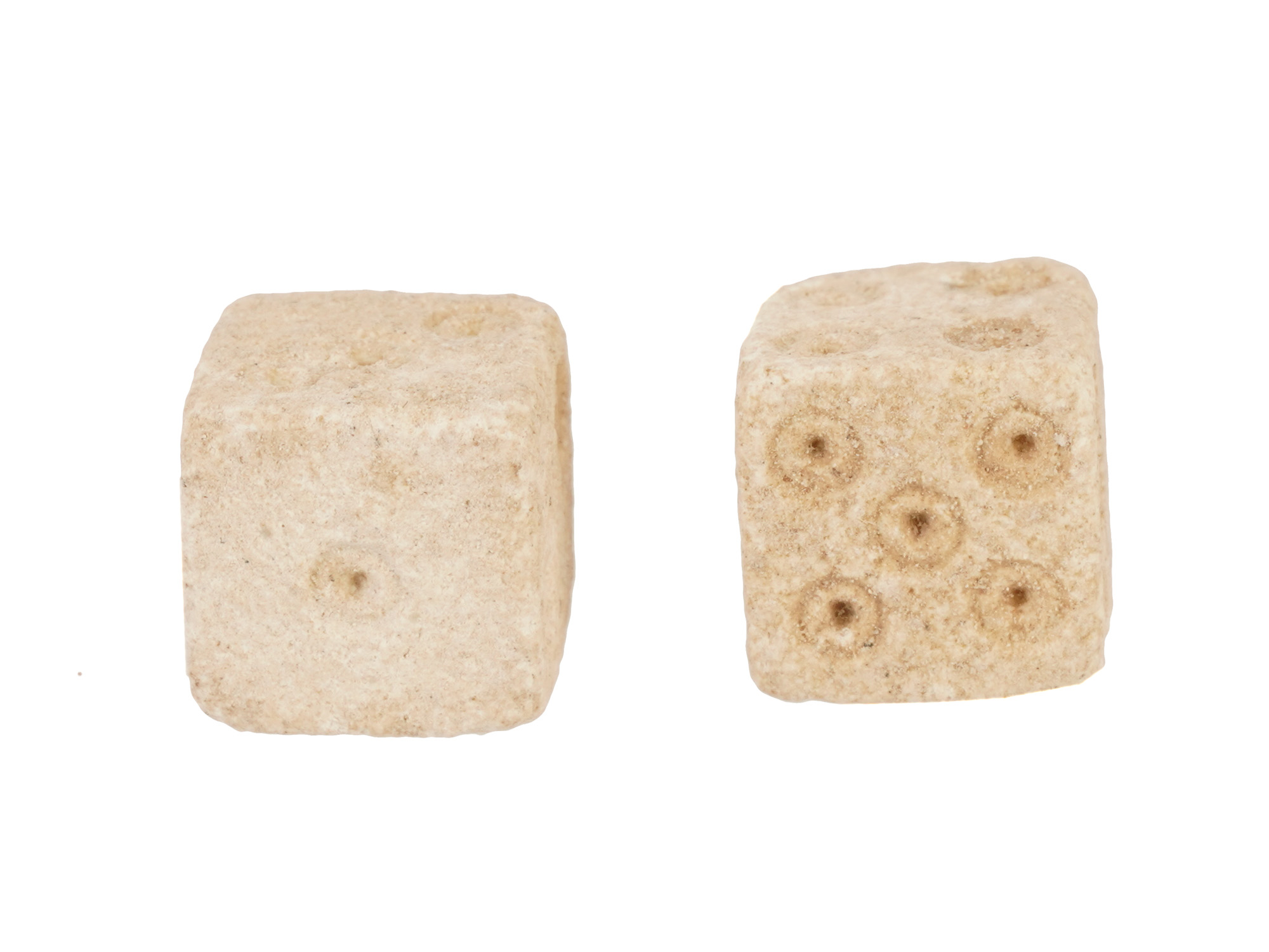 PAIR OF ANCIENT ROMAN STONE DICE 100 TO 300 AD PIC-4