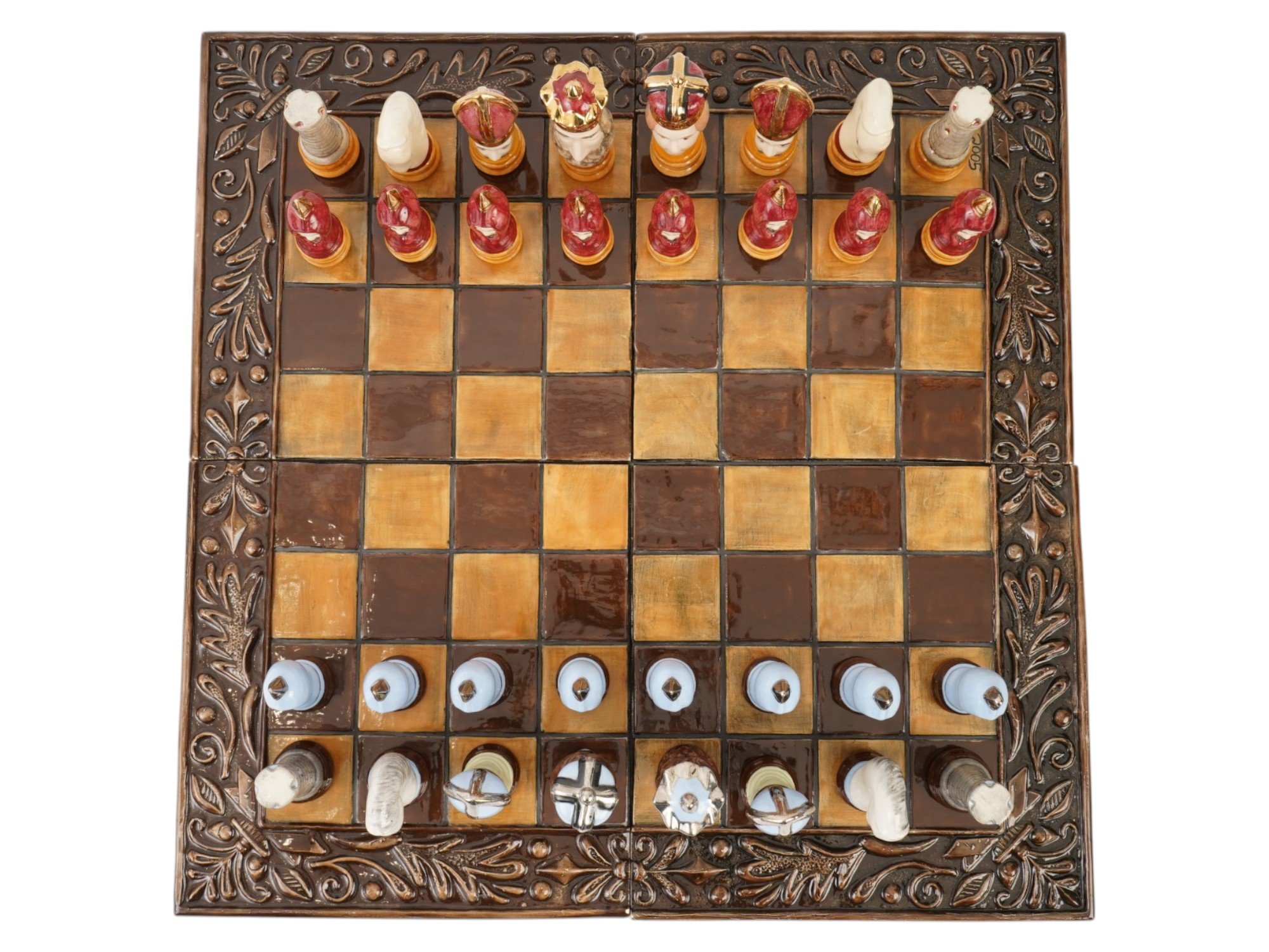 VINTAGE STYLE WOODEN STORAGE CHEST W CERAMIC CHESS SET PIC-4