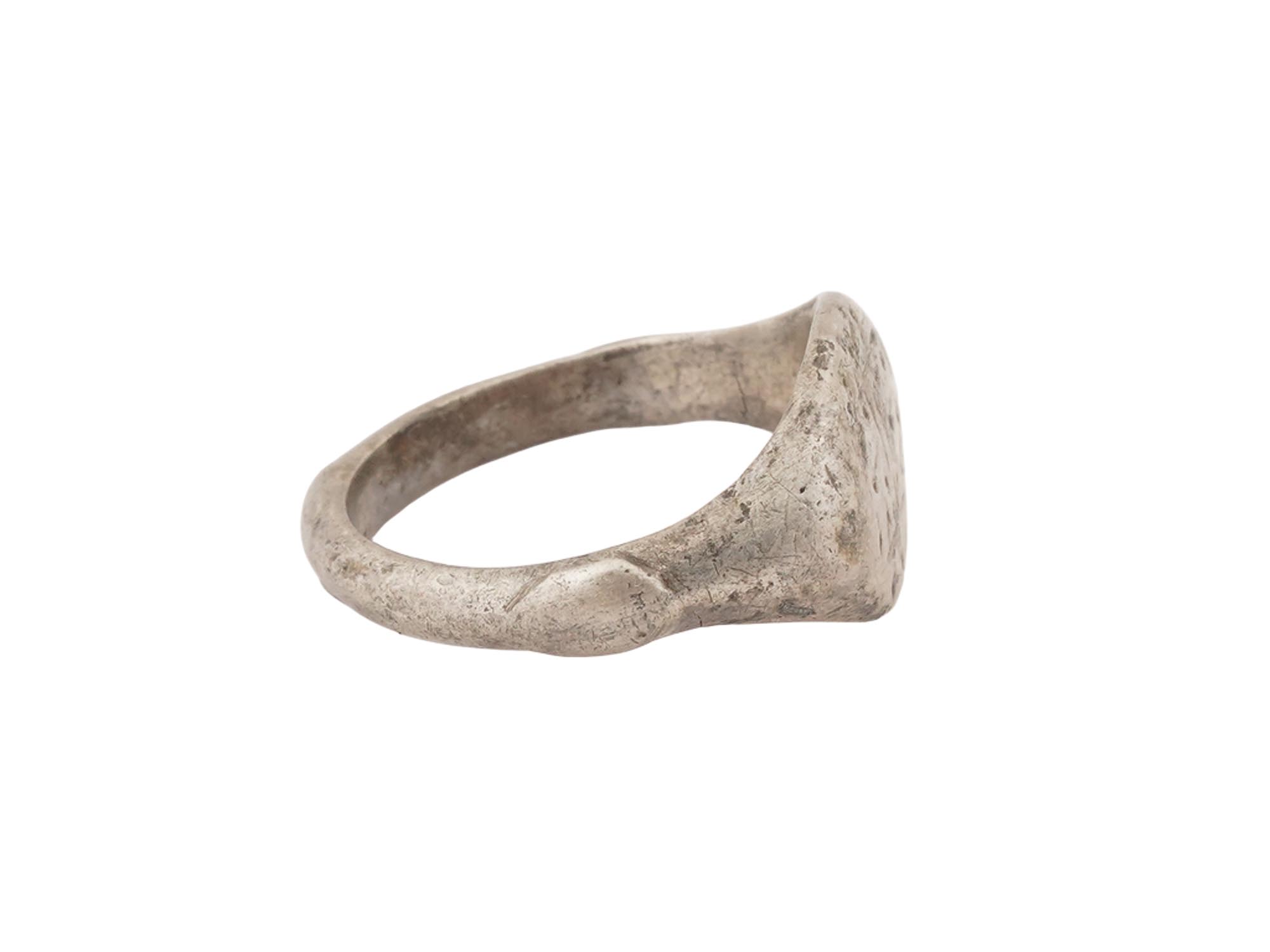 ANCIENT ROMAN ENGRAVED SILVER RING 100 TO 300 AD PIC-2