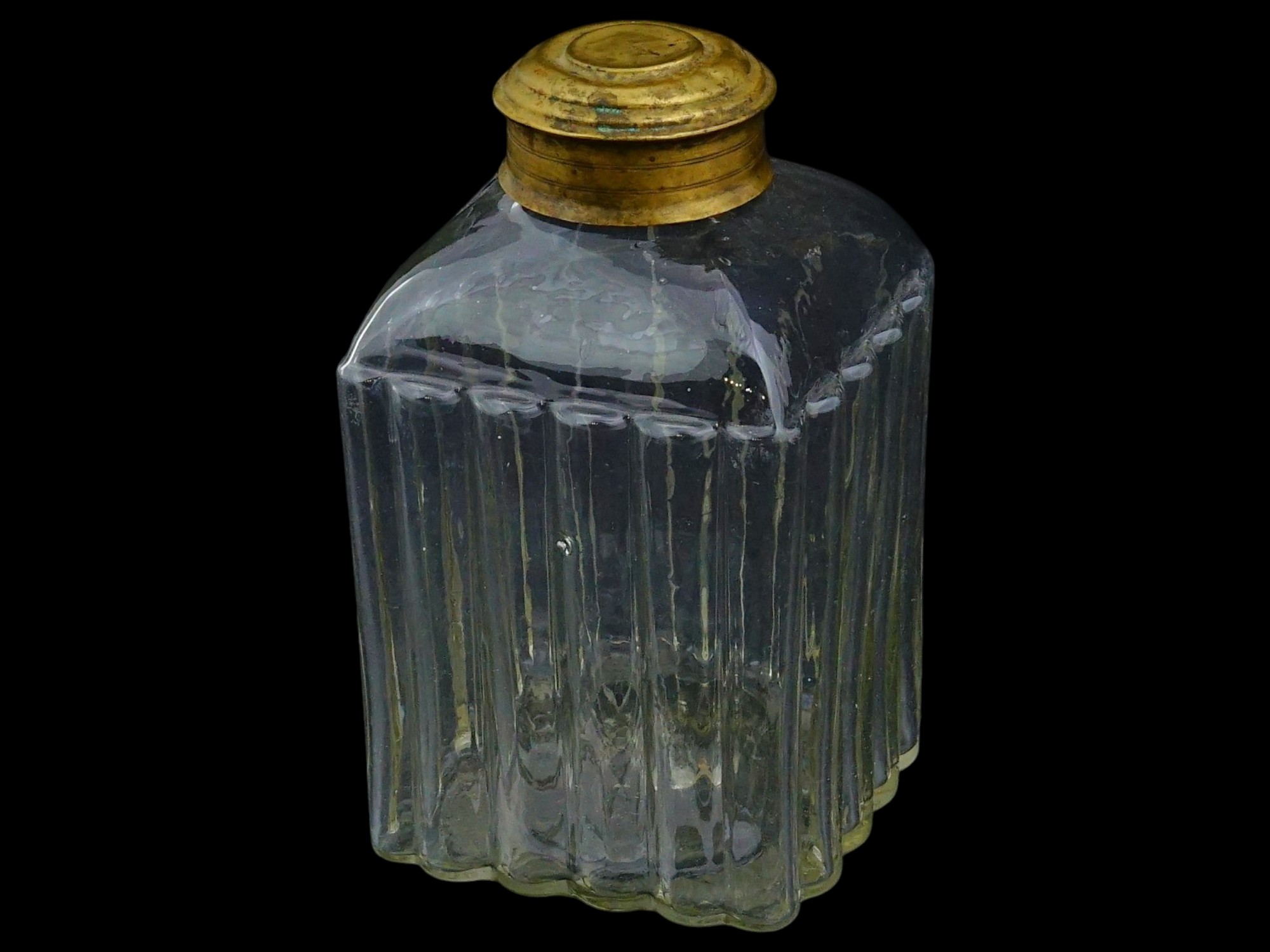 ANTIQUE RIBBED DESIGN GLASS TEA CADDY WITH BRASS LID PIC-