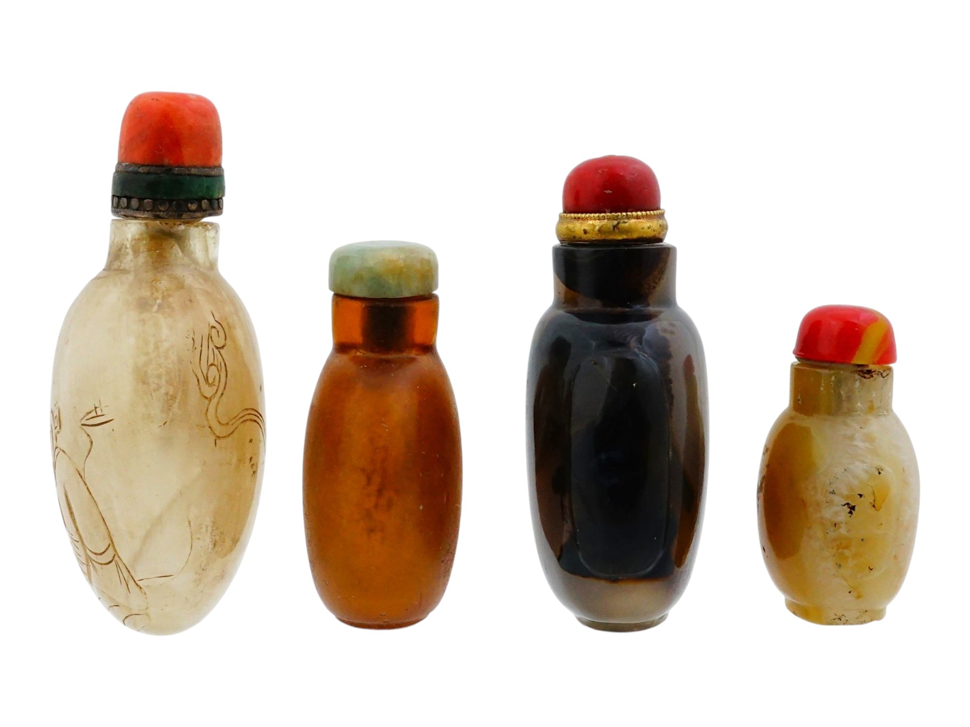 FOUR ANTIQUE CHINESE GLASS SNUFF BOTTLES PIC-3