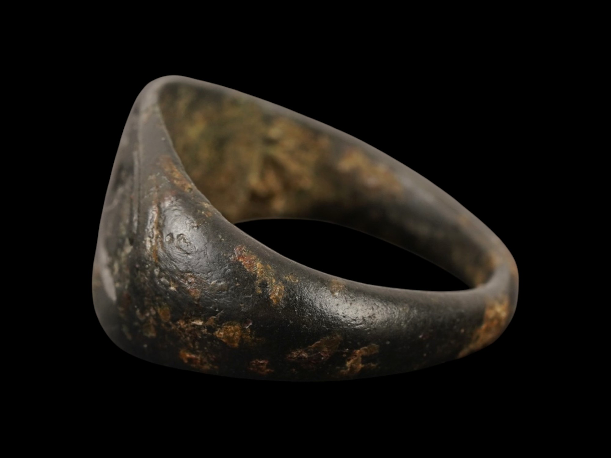ANCIENT GREEK ENGRAVED BRONZE RING 500 TO 300 BC PIC-2