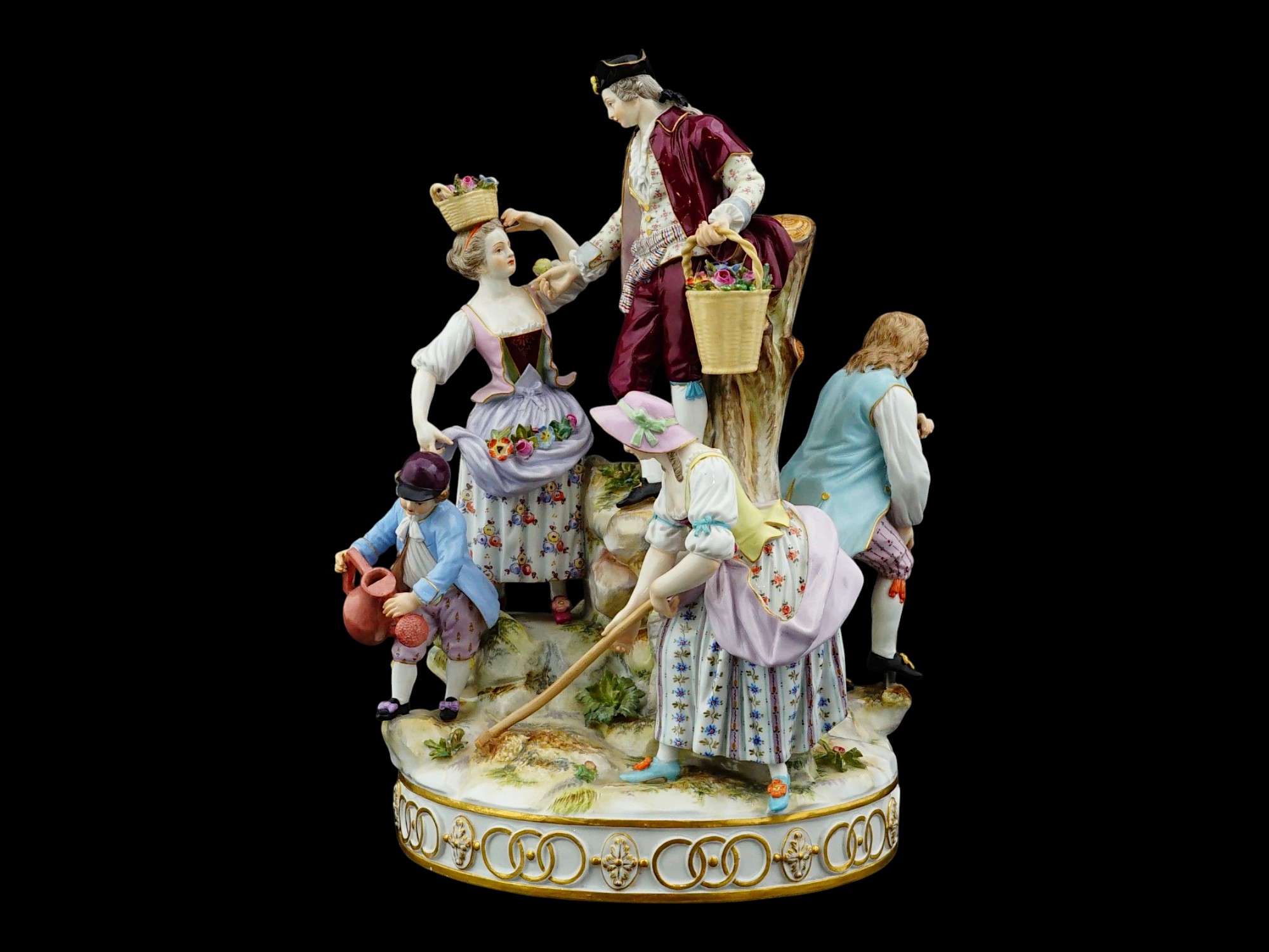 ANTIQUE MEISSEN PORCELAIN FIGURAL GROUP OF GARDENERS PIC-