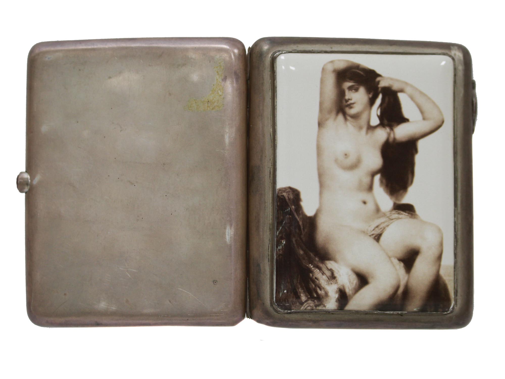 A RUSSIAN SILVER CIGARETTE CASE WITH EROTIC PHOTO PIC-1