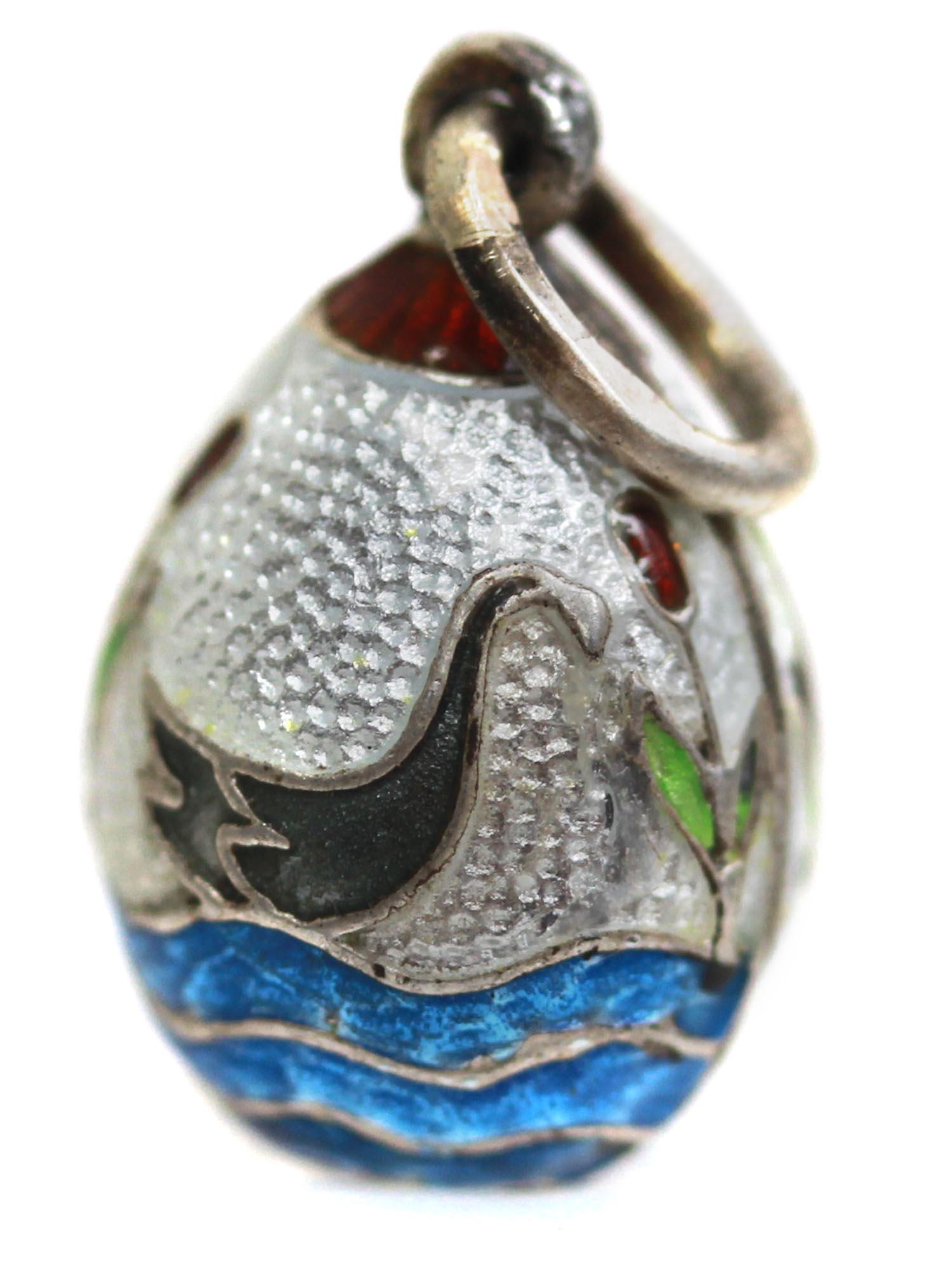 A RUSSIAN SILVER AND ENAMEL EGG PENDANT PIC-2