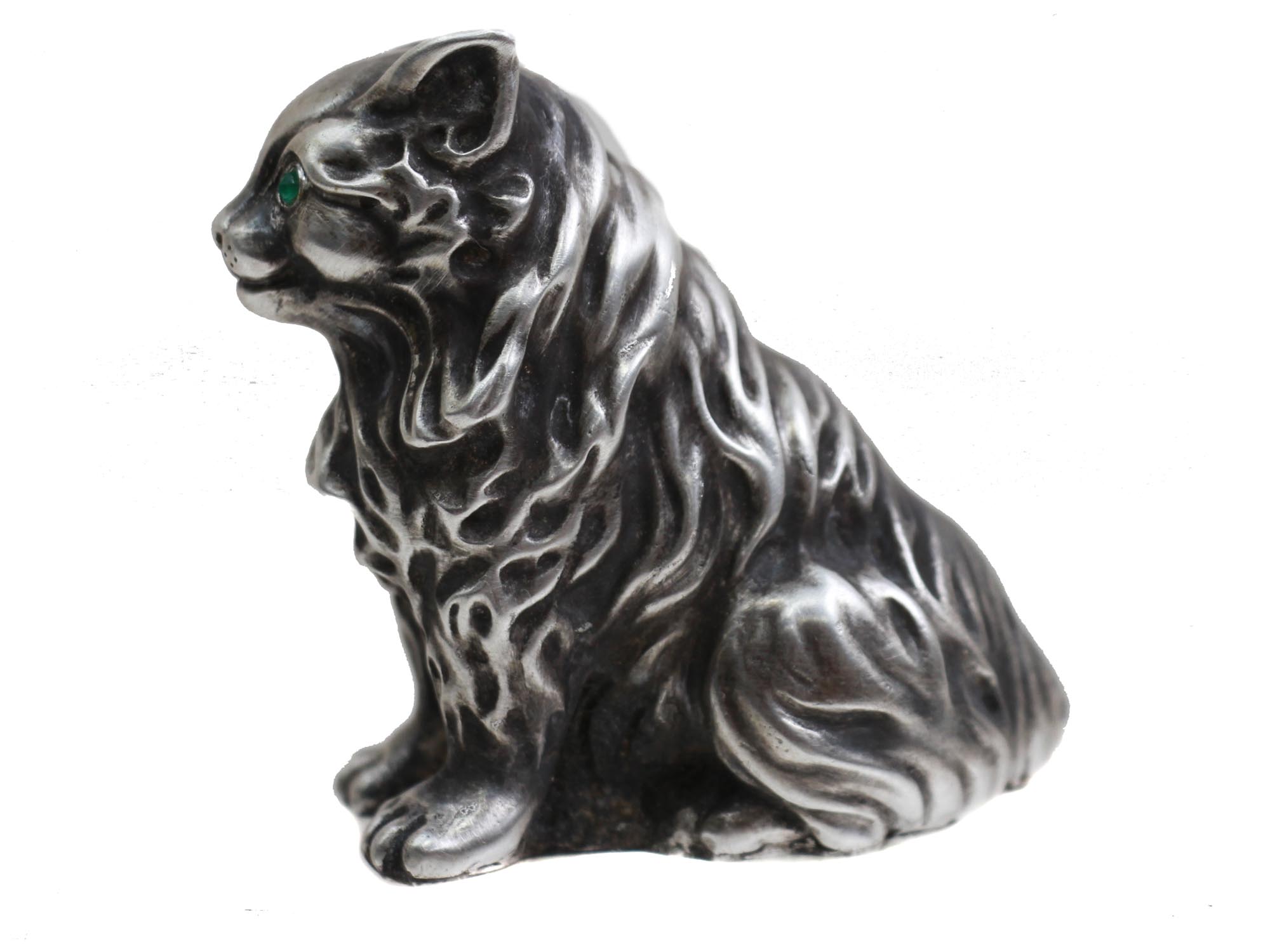 RUSSIAN CARVED SILVER CAT FIGURINE W EMERALD EYES PIC-2