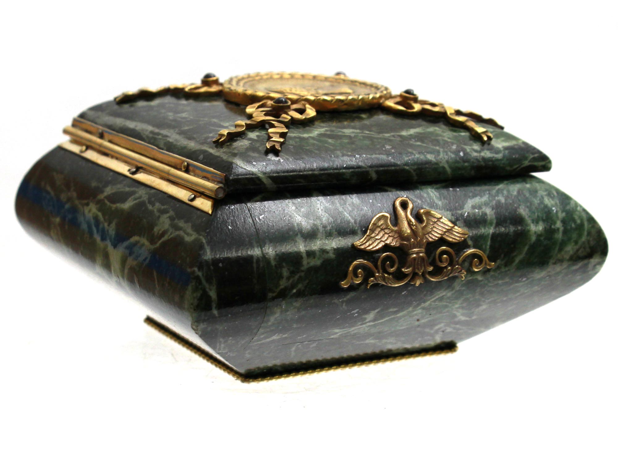 A RUSSIAN GILT SILVER AND SNAKE STONE JEWELRY BOX PIC-3