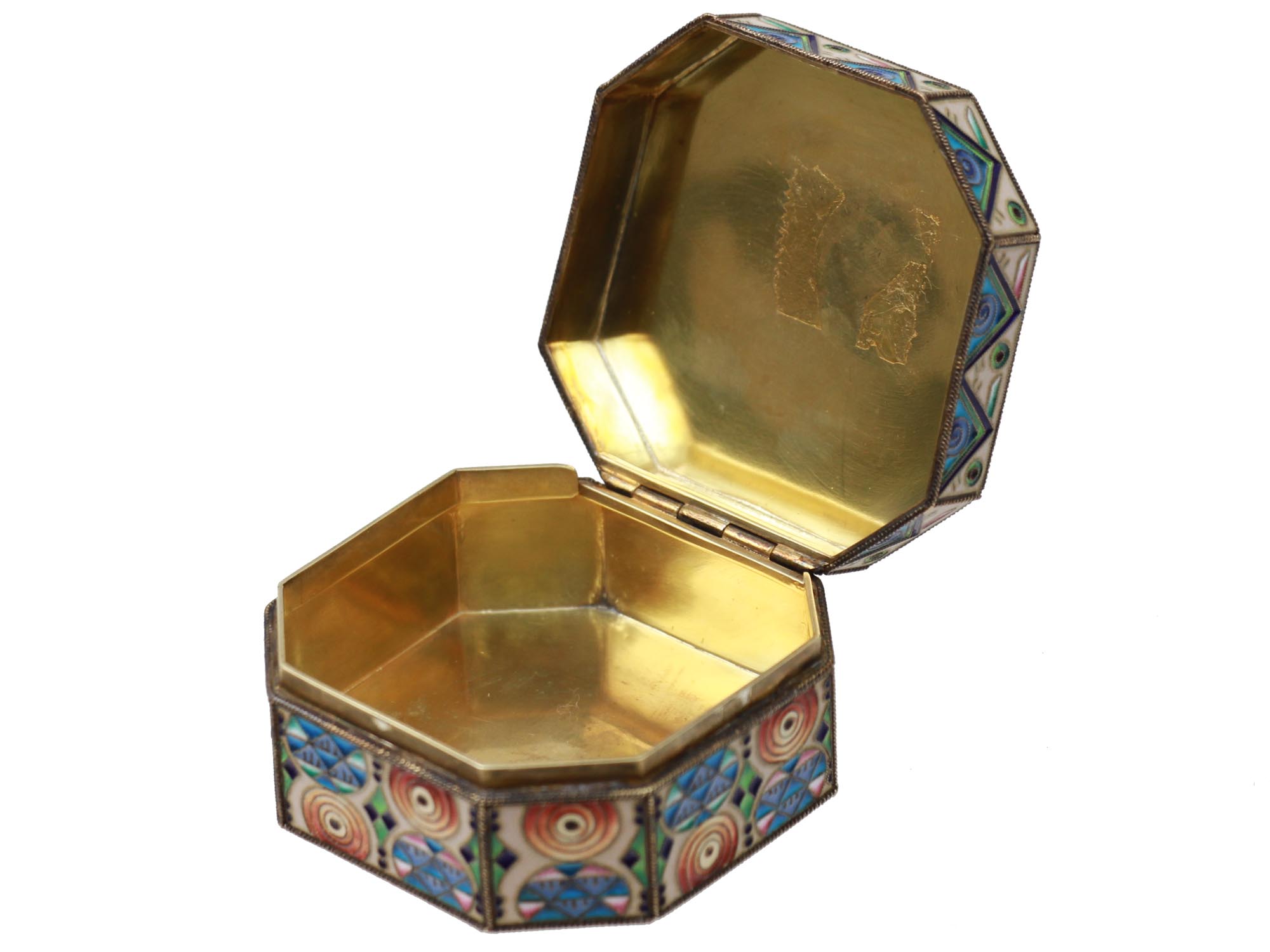 A RUSSIAN GILT SILVER AND ENAMEL PILL BOX PIC-1