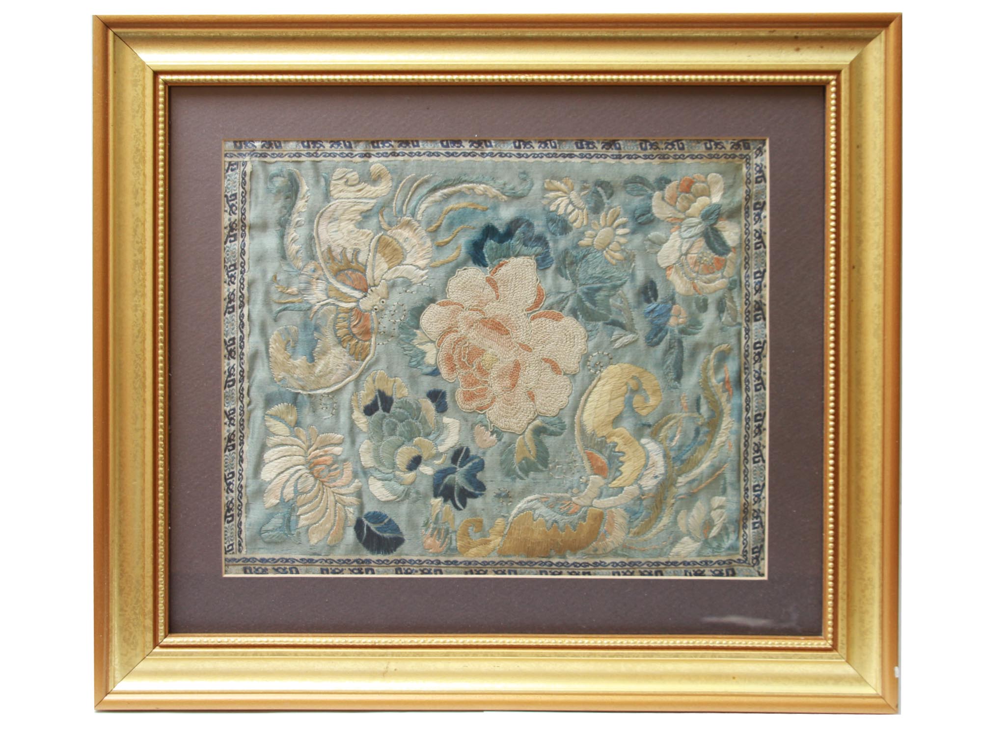 AN ANTIQUE CHINESE SILK EMBROIDERY FLORAL PANEL PIC-0