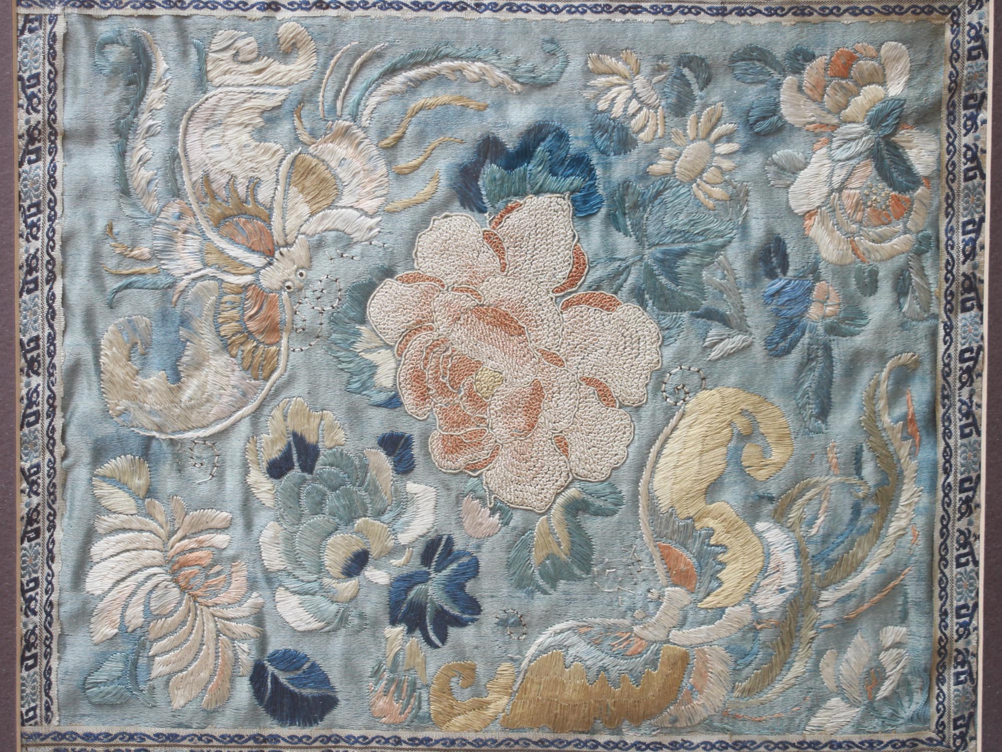 AN ANTIQUE CHINESE SILK EMBROIDERY FLORAL PANEL PIC-1