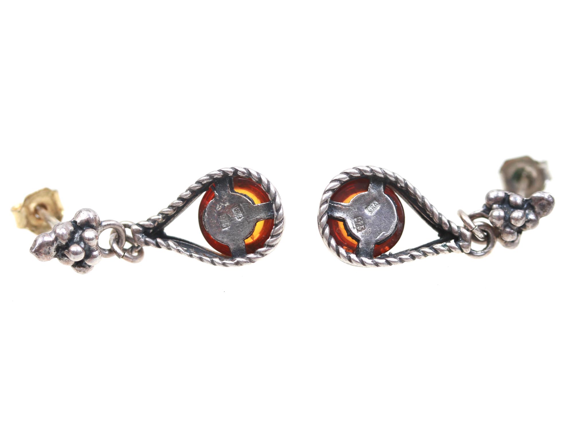 A JEWELRY SET OF AMBER & SILVER RINGS AND PENDANT PIC-5