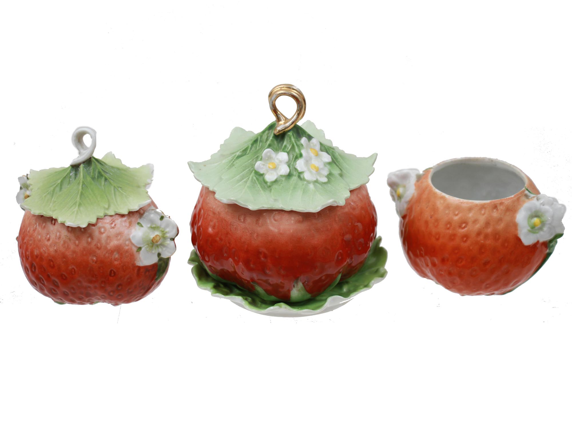 A ROYAL BAYREUTH STRAWBERRY PORCELAIN SET PIC-0