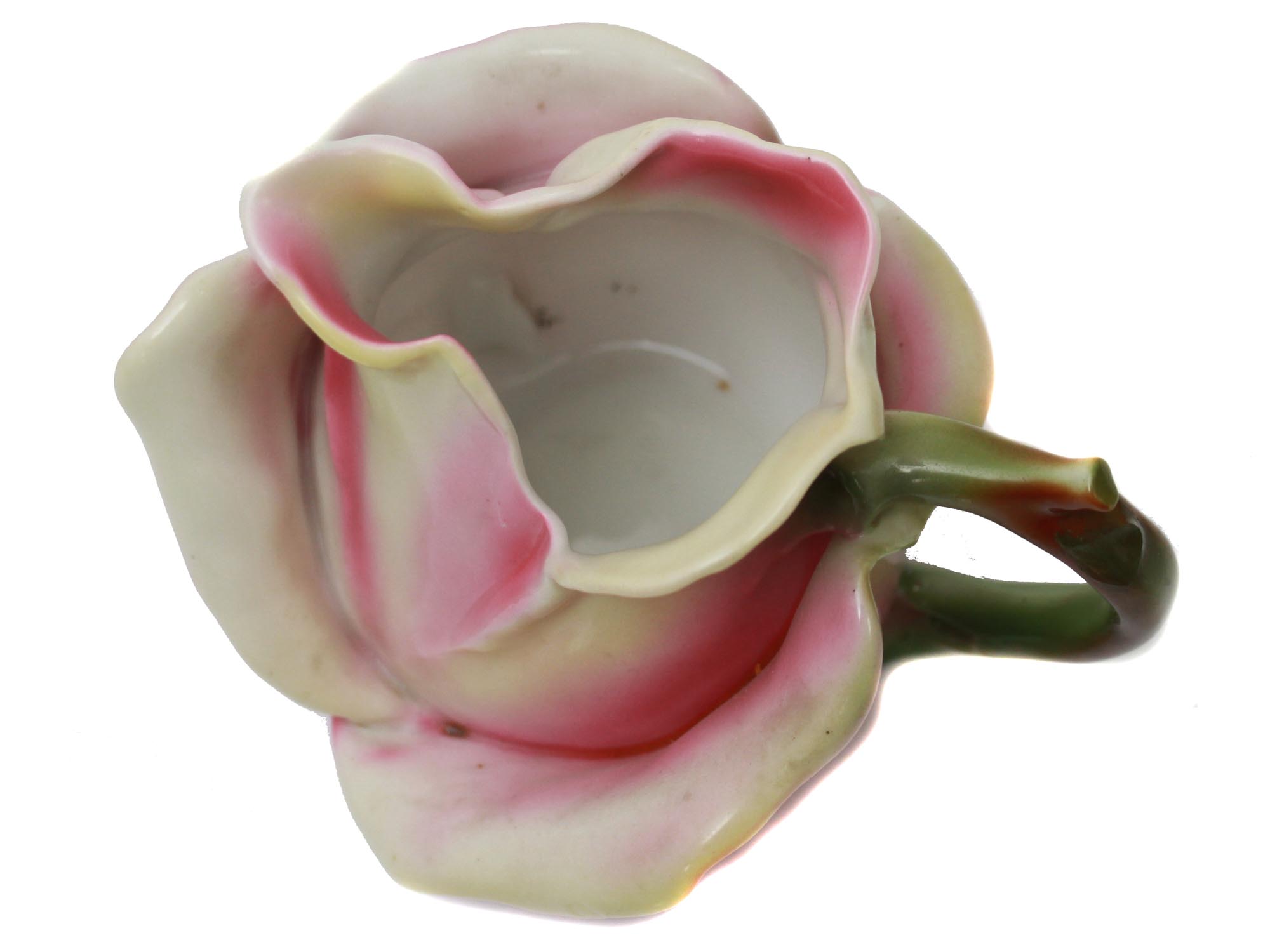 A VINTAGE ROYAL BAYREUTH PORCELAIN ROSE CREAMER PIC-3