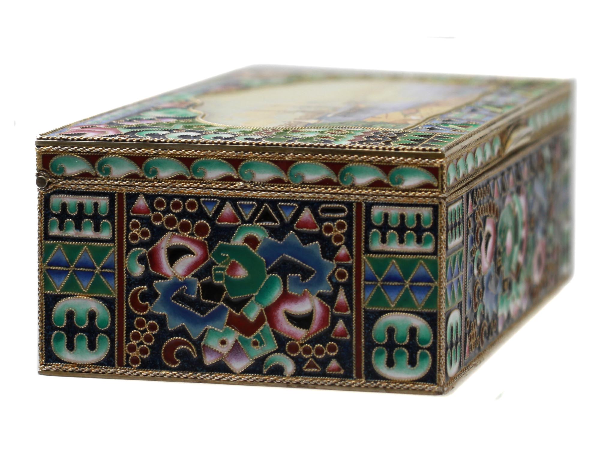 A LARGE RUSSIAN SILVER AND ENAMEL CASKET BOX PIC-1