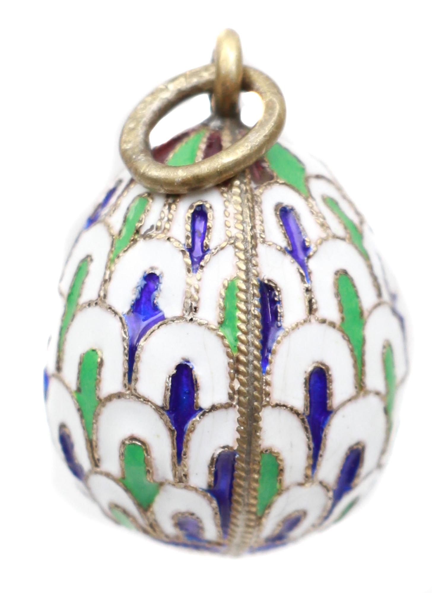 A RUSSIAN SILVER AND ENAMEL EASTER EGG PENDANT PIC-0