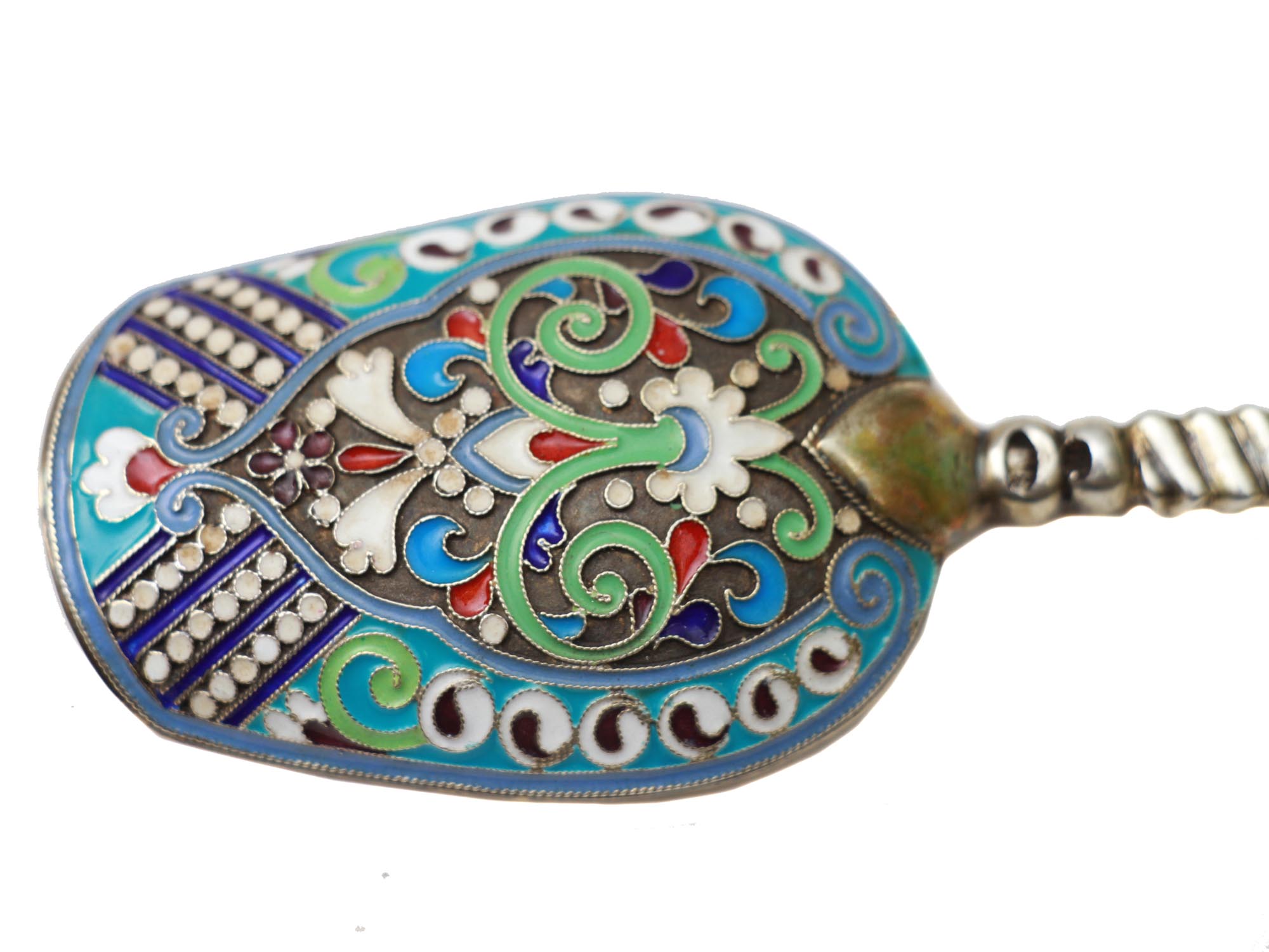 A RUSSIAN GILT SILVER AND ENAMEL SUGAR SPOON PIC-2