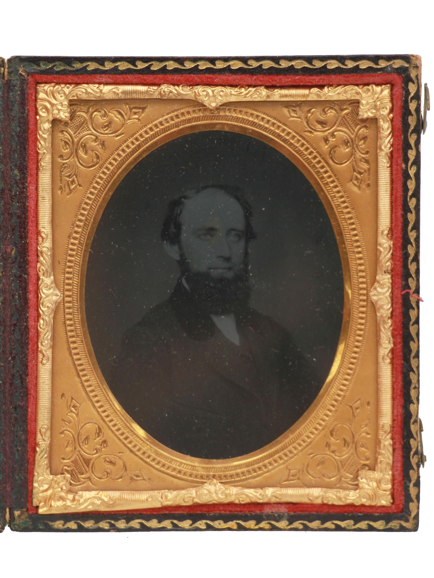 AN ANTIQUE AMERICAN TINTYPE PHOTOGRAPH PORTRAIT PIC-1