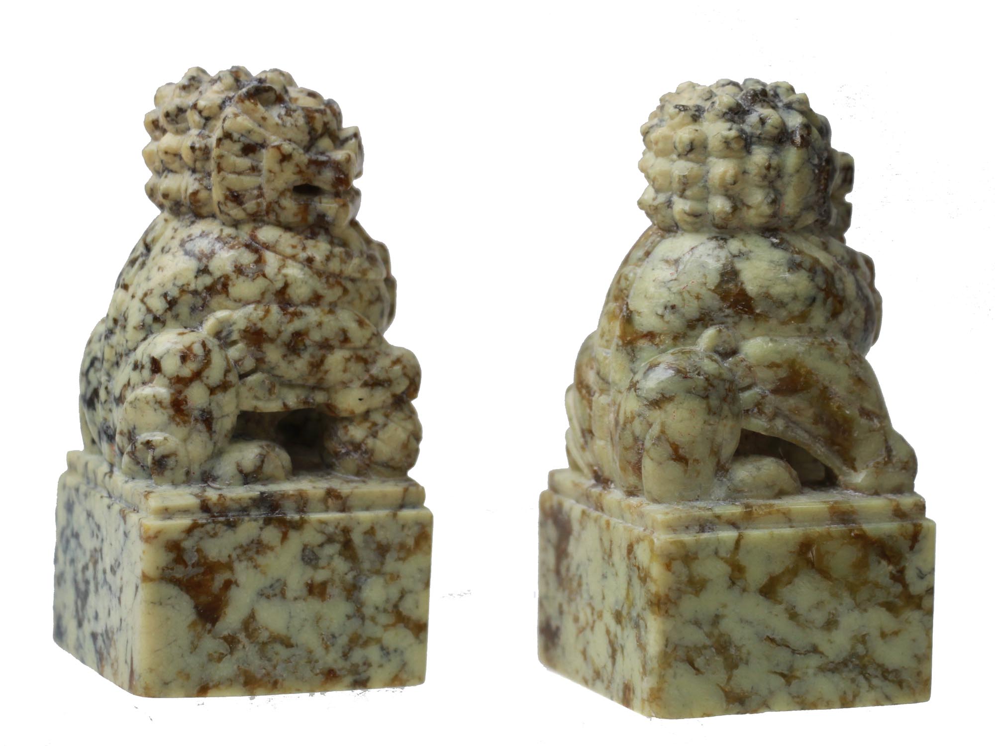 A PAIR OF CHINESE HARD STONE FOO DOG FIGURINES PIC-1