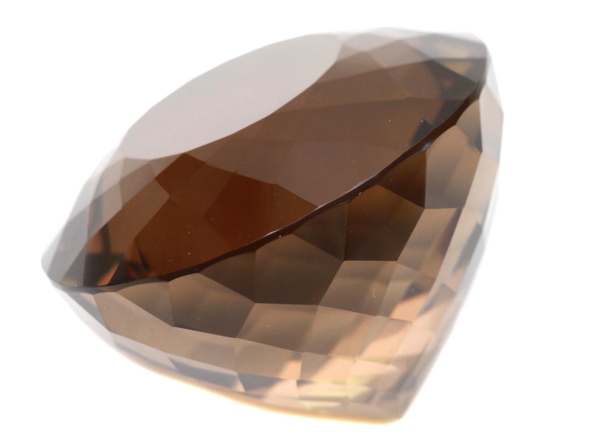 A LARGE NATURAL SMOKY GREY FACETED TOPAZ PIC-2