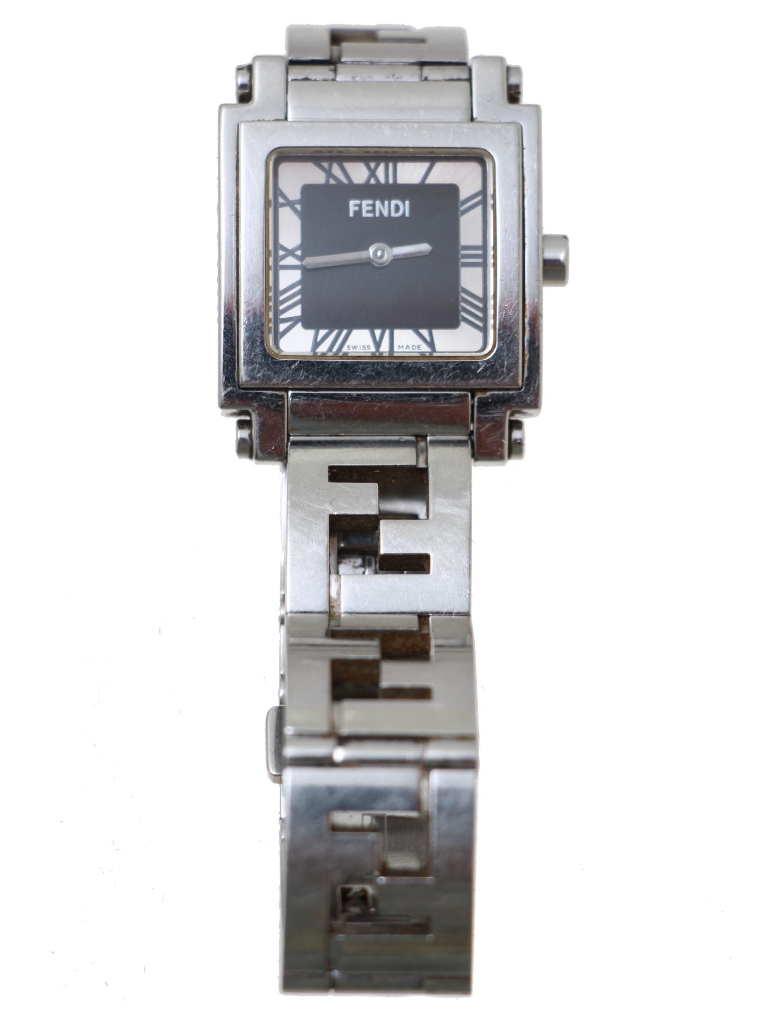 Lot 385 | VINTAGE FENDI OROLOGI SAPPHIRE CRYSTAL WRISTWATCH Lot 385 | VINTAGE FENDI OROLOGI SAPPHIRE CRYSTAL WRISTWATCH
