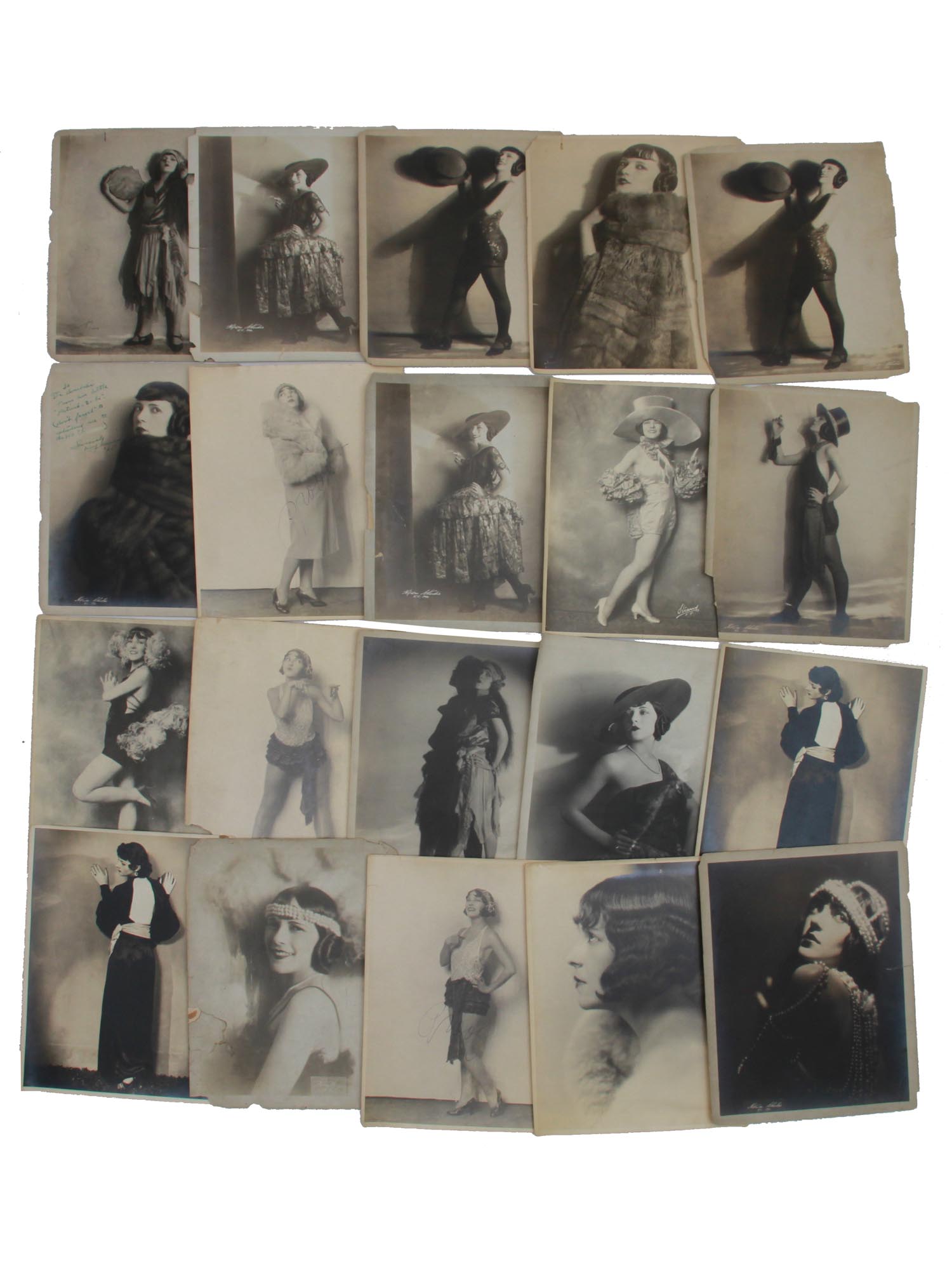 A LOT OF 25 VINTAGE PHOTOGRAPHS OF KAY NORMAN PIC-0