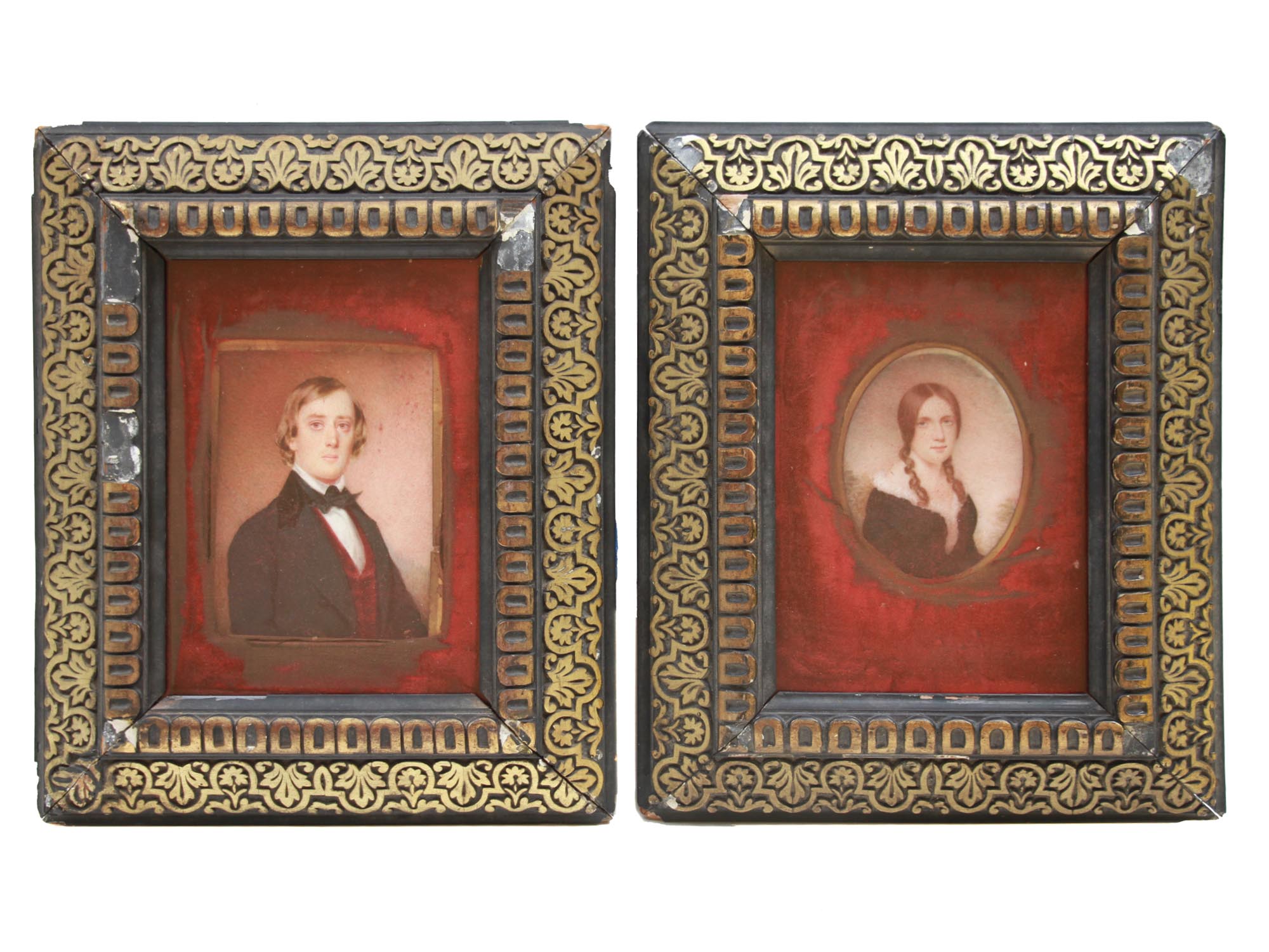 A PAIR OF MINIATURE MALE AND FEMALE PORTRAITS PIC-0