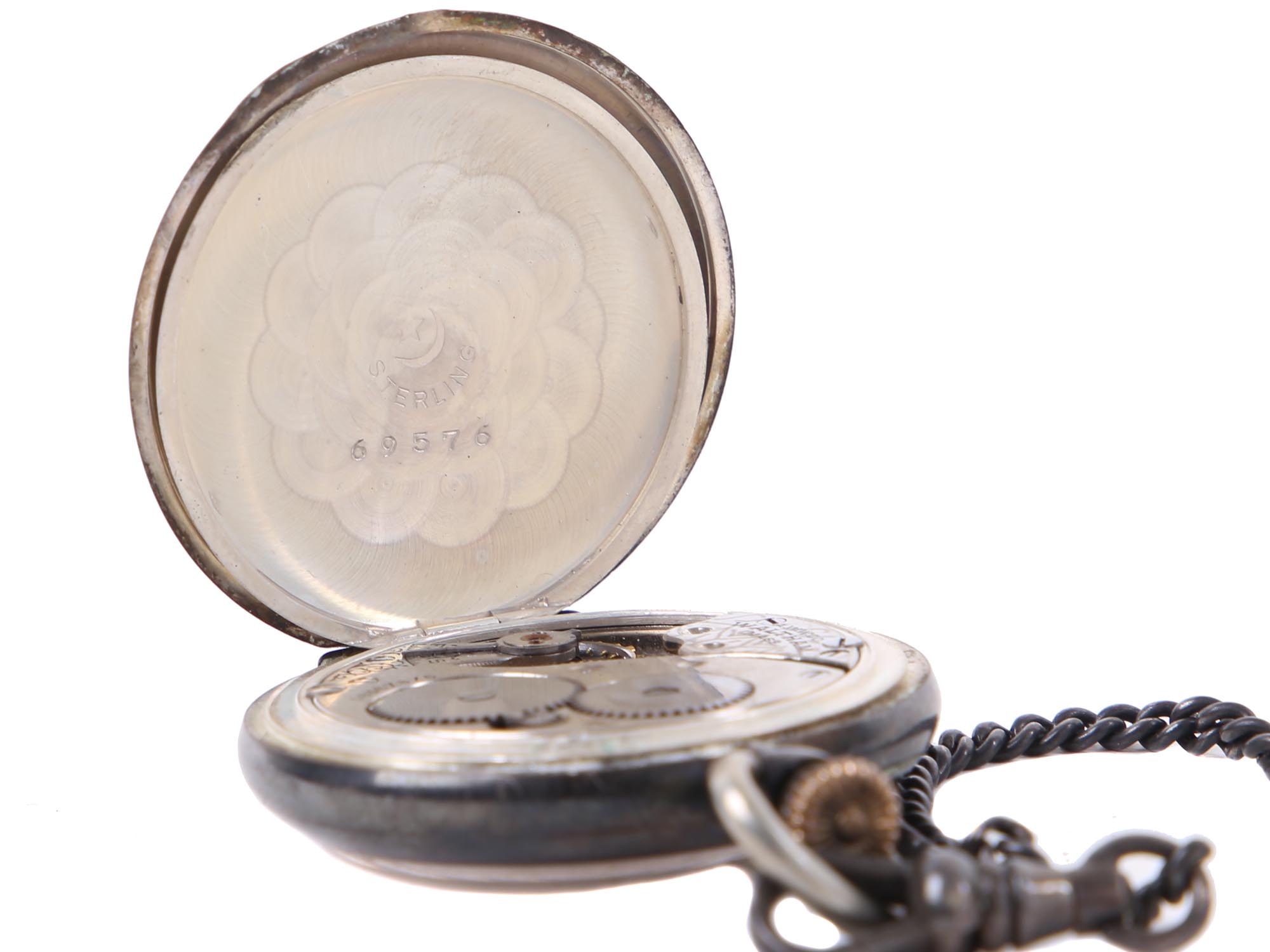 A VINTAGE SILVER WALTHAM POCKET WATCH ON A CHAIN PIC-6